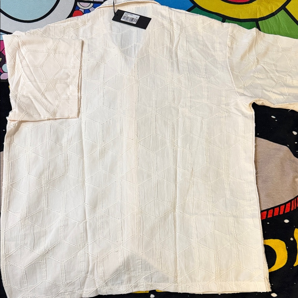 Left Point Shirt and Short Set - Picture 8 of 14